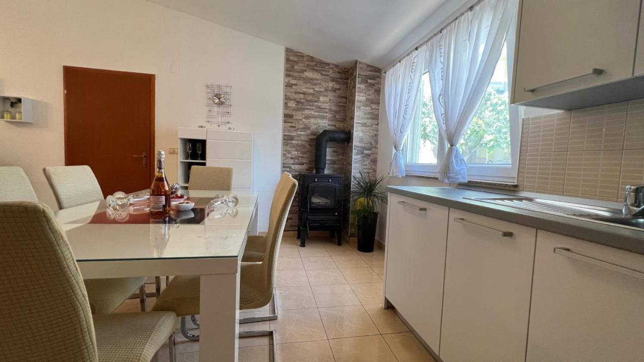 Apartament House Roca Vodice Zewnętrze zdjęcie