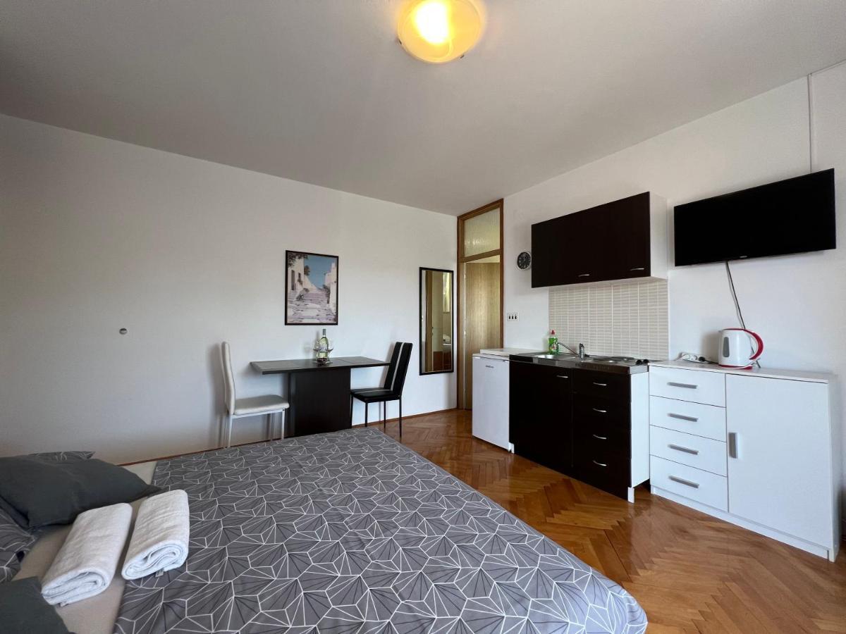 Apartament House Roca Vodice Zewnętrze zdjęcie