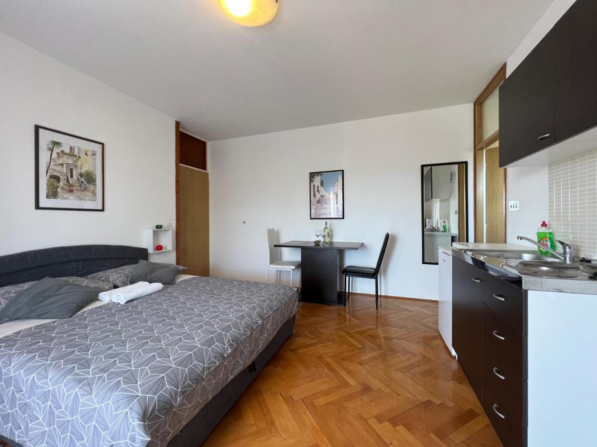 Apartament House Roca Vodice Zewnętrze zdjęcie